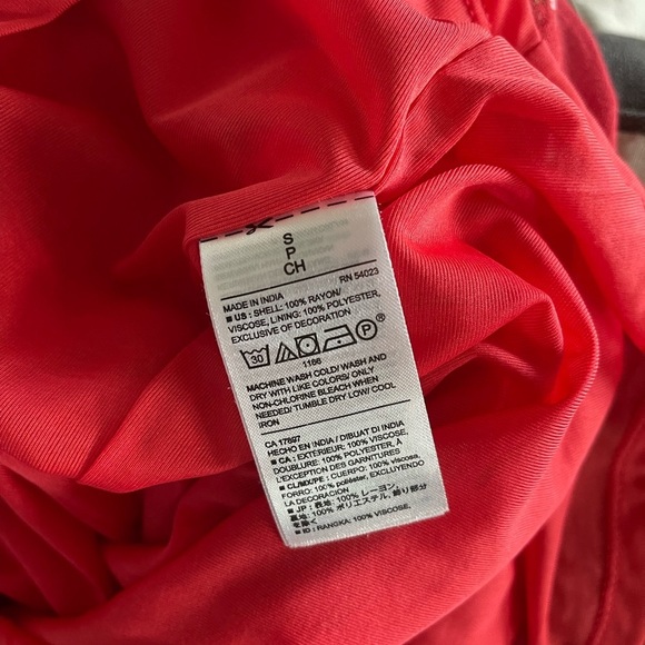 Old Navy| Women’s Boho Red Embroidered Floral Dress, Size Small••• - Picture 8 of 10